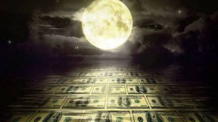 Кривая лунная дорожка