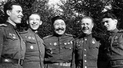 Сколько героев было в СССР в годы Великой Отечественной войны