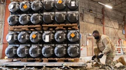 В Европе и США продолжает снижаться уровень общественной поддержки предоставления помощи Украине