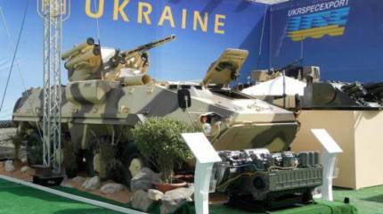 Порошенко рассказывает о "мирном плане", правительство Украины организует срочный выкуп военной техники у "Укроборонпрома"