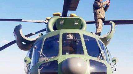 Названа причина вынужденной посадки вертолёта ВВС Украины в поле под Киевом