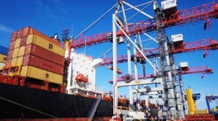 Украина получила 42 контейнера с нелетальной помощью из Канады