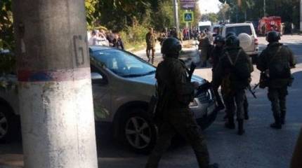 Уроки Керчи. Учебные заведения переведут на профессиональную охрану?