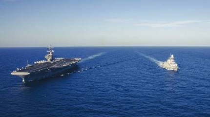 Командование ВМС США предлагает ограничить постоянное сопровождение авианосцев одним крейсером