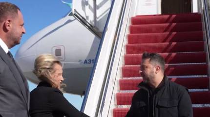 Прибывшего в США Зеленского встретили Ермак и новость о встрече Трампа и Путина