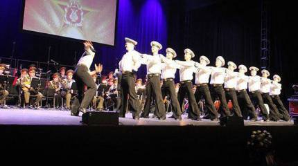 Латвийские власти собираются отменить концерт ансамбля Александрова, не зная, запланирован он или нет