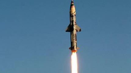 Индия провела успешные испытания баллистической ракеты "Притхви-2"