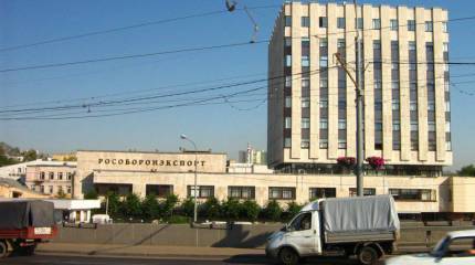 Рособоронэкспорт заявил о планах поставить в 2013 году оружия на 13 млрд долларов