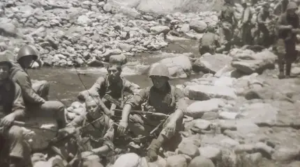 «Если хочешь пулю в зад — приезжай в Асадабад»