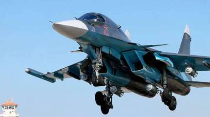 Самолёты ВКС РФ наносят удары по боевикам ИГИЛ в районе Эль-Карьятейна, а также на границе провинций Ракка и Дейр-эз-Зор