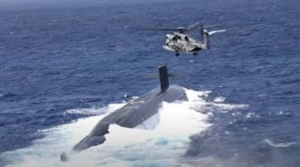 В США показали снабжение атомной подлодки в море с воздуха