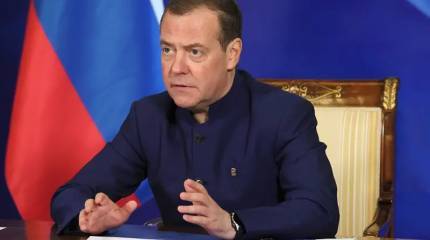 Медведев: размещение на Курилах новых вооружений повысит стратегическую роль архипелага