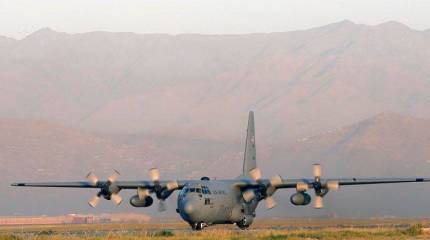 Самолет ВВС США C-130J "Геркулес" разбился в Афганистане. Есть жертвы