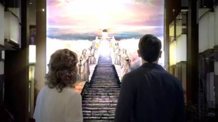 Почему у нас, как прежде – до царя далеко, до Бога высоко