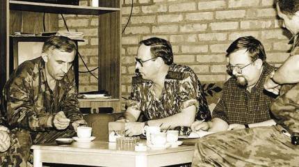 Преданный миротворец