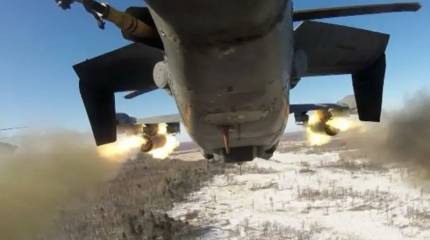 Минобороны РФ показало кадры поражения с воздуха личного состава и техники ВСУ вертолетами армейской авиации ВС РФ