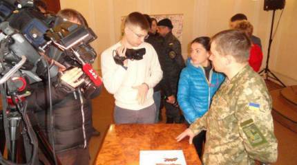 Украинские силовики: "Под Мариуполем против нас применено новое оружие массового поражения. Никто не пострадал..."