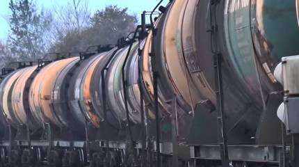 В результате очередной диверсии с рельсов сошли несколько цистерн железнодорожного состава под Брянском