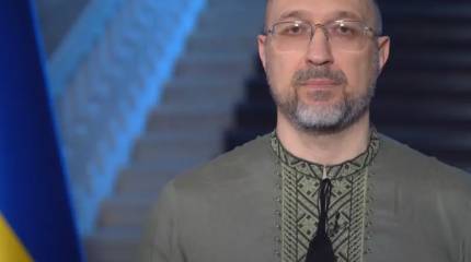 Украинский премьер заявил о готовности на продление транзита российского газа, но через посредника из ЕС