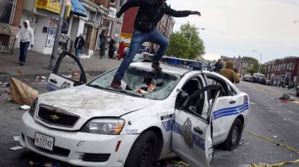 В Балтимор пришла демократия