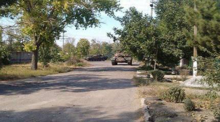 Танки ДНР закрепились в западных пригородах Новоазовска