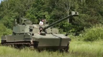 Источник назвал новые сроки начала государственных испытаний самоходного артиллерийского орудия 2С42 «Лотос»