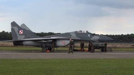 В Польше предлагают обучаться полетам на МиГах у украинцев