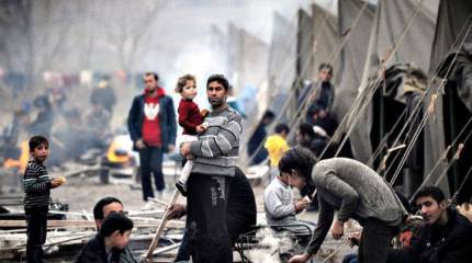 Мигрантов переводят на самофинансирование