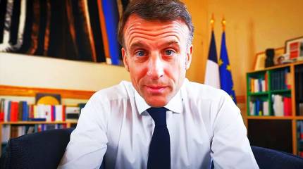 Президент Франции Макрон назвал «полной чушью» свободу слова в интернете