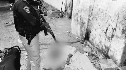 В Пакистане силовики расстреляли граждан, штурмующих консульство США