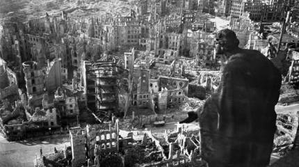 Пепел Дрездена стучит в наши сердца. 13 февраля - 70 лет бомбардировке Дрездена англо-американской авиацией
