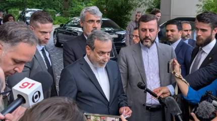 Глава МИД Ирана: Тегеран оставляет за собой право на ответные действия в отношении США