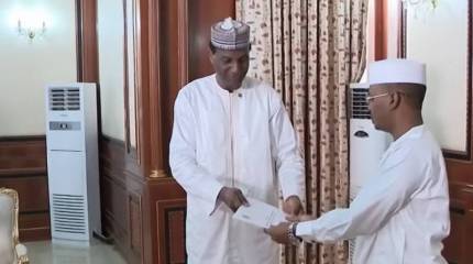 Назначенный военными новый премьер-министр Нигера прибыл с визитом в соседний Чад