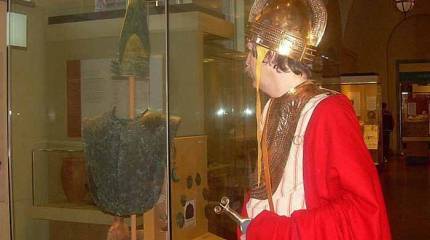 Еще раз к вопросу о реконструкции доспехов эпохи Троянской войны. Воины со щитами (часть 11)