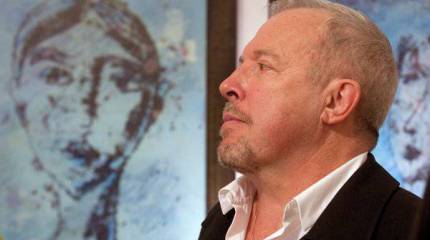 Макаревич подал в суд на «Известия» и в случае выигрыша планирует отдать деньги на благотворительность