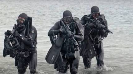 В ВМС США начали расследование инцидента с применением слезоточивого газа в ходе подготовки новобранцев