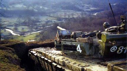 «Семьдесятдвойка» капитана Певцова штурмует Комсомольское