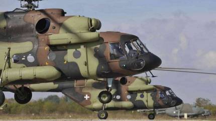 Сербия получила три вертолёта Ми-17 накануне празднования Дня освобождения