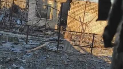 «Всё полностью уничтожено»: украинский военный показал кадры из Крынок, пожаловавшись на разрушение укрытий своего отряда