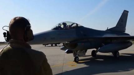 США перебрасывают часть истребителей F-16 из Германии в Италию
