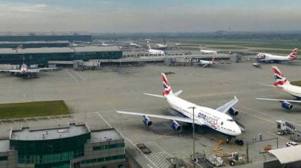 Появление беспилотника прервало работу аэропорта Хитроу (Лондон)
