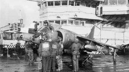 Харриеры в бою: Фолклендский конфликт 1982 г (часть 8)