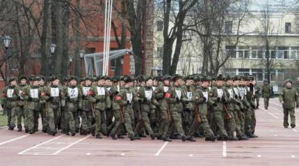 «Сапоги» в погонах