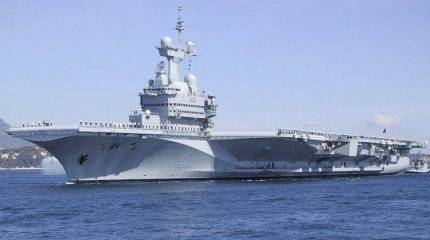 «Шарль де Голль» снова идет воевать