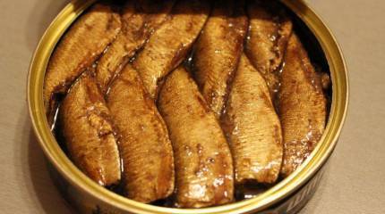 РФ вводит запрет на ввоз польских шпрот