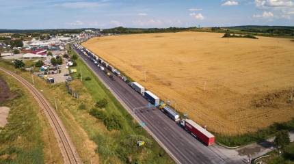 Ещё один пункт пропуска на границе с Украиной заблокировали поляки