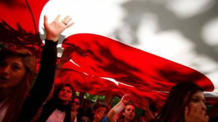 Турция: сошлись борцы за демократию