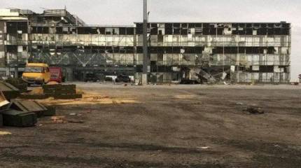 Возможные причины того, что аэропорт Донецка всё ещё не под полным контролем ДНР