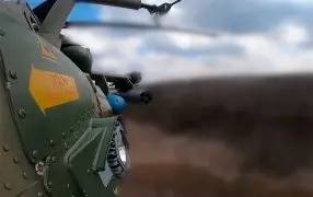 Вертолет Ми-28НМ накрыл позиции ВСУ тяжелыми ракетами С-13 