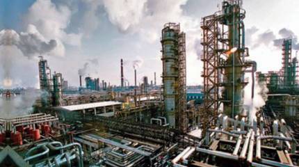 СМИ: Одесский НПЗ оккупировали силовики Коломойского